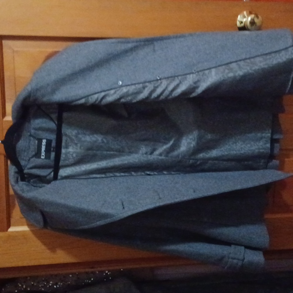 Coat - Picture 3 of 4
